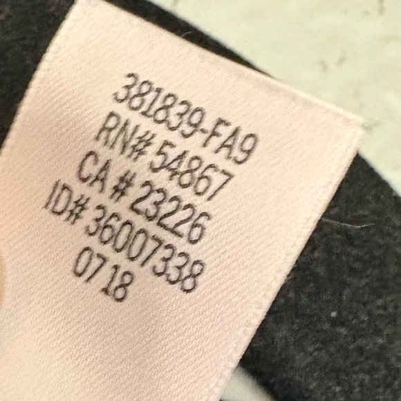 Victoria’s Secret Satin Jumpsuit Romper Sleepwear Wrap Pajama Striped large - Picture 7 of 8